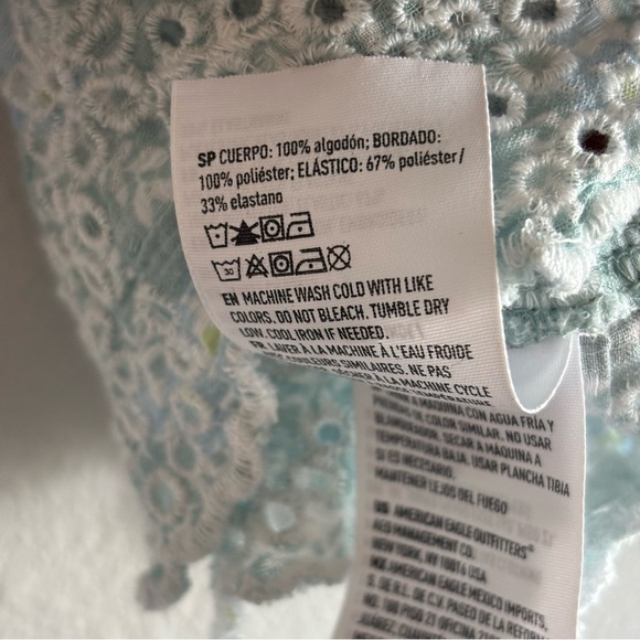 American Eagle Outfitters Babydoll Light Blue 100% Cotton Eyelet Crop Top Size S - Picture 7 of 7